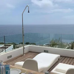De Lujo En Ibiza , Roca Llisa España
